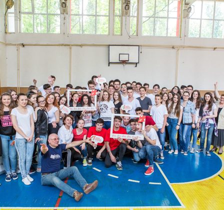 15.000 de elevi in comunitatea Suntem generatia in miscare!
