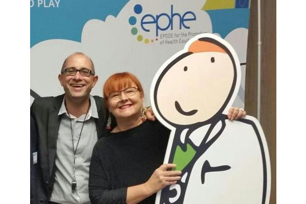 Studiul EPHE: In Romania, un copil petrece circa 22,7 ore pe saptamana in fata unui ecran de calculator sau televizor