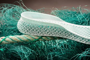 adidas si Parley for the Oceans stopeaza amanarile din industrie