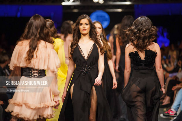 Hashtag-urile, vedete de catwalk la Serbia Fashion Week