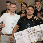 AVON lanseaza primul studiu despre obiceiul tinerilor de a trimite online poze nud cu ei si continua campania educationala dedicata acestora