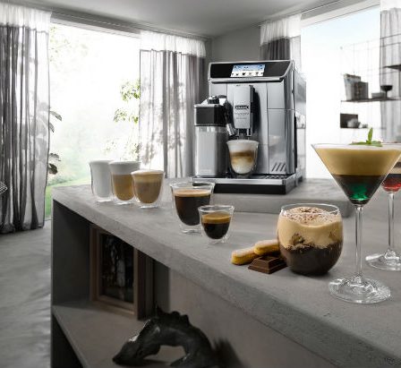 De'Longhi lanseaza espressorul superautomat PrimaDonna Elite, cu aplicatie software dedicata si conexiune Bluetooth. Orice bautura pe baza de cafea, la o apasare de buton