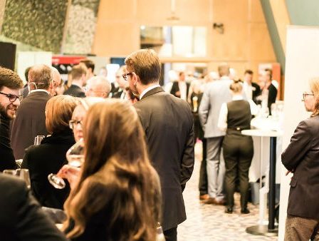 Afla cum sa-ti promovezi afacerea de la experti!