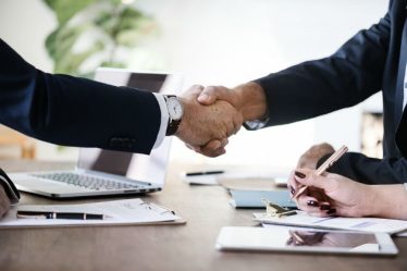 Ce afaceri poti demara cu o investitie minima