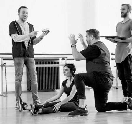 Horia Brenciu, despre repetitiile la "My Fair Lady": "Ma trezesc cu ariile, ma culc tot cu ariile, le visez, iau masa eu ele"