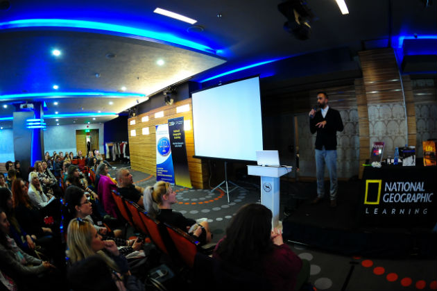 Speakeri de renume mondial i-au invatat pe profesorii din Romania cum sa predea limba engleza