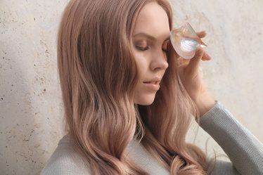 Wella Professionals lanseaza OPAL-ESSENCE by Illumina Color. Descopera beneficiile frumusetii inspirate din magia opalului