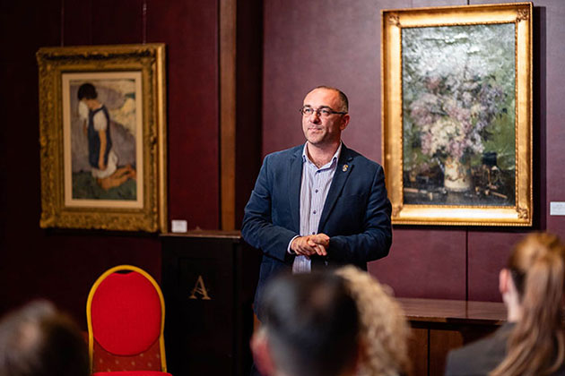 Marius Bizau - Femei de cariera - fonduri nerambursabile