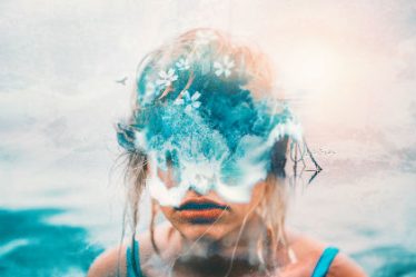 Monoir si Brianna lanseaza "Tsunami"