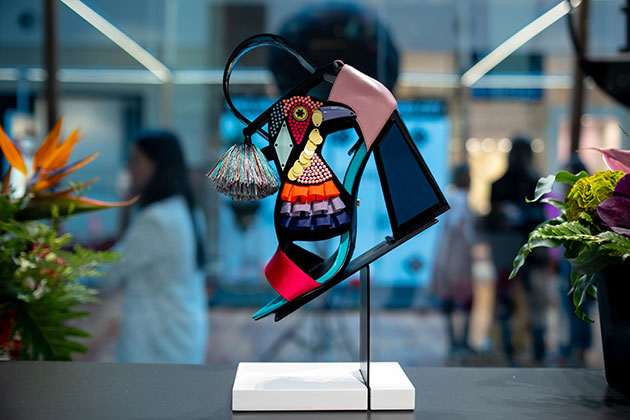 TEZYO colectia-capsula Kat Maconie for Epica