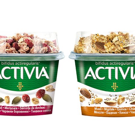 Noutati de la Activia: Doua noi sortimente de iaurt cu mix de cereale, seminte si fructe confiate