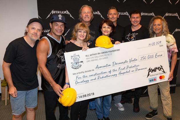 Trupa Metallica doneaza 250.000 de euro pentru initiativa #NoiFacemUnSpital