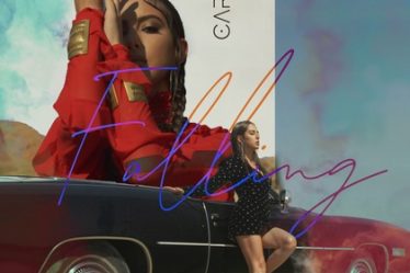 Carine lanseaza "Falling", un single cu un sound dance si influente balcanice