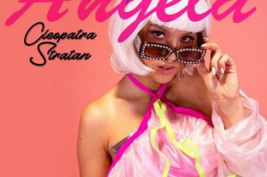 De nerecunoscut! Cleopatra Stratan este "Angela" in cel mai nou clip al sau