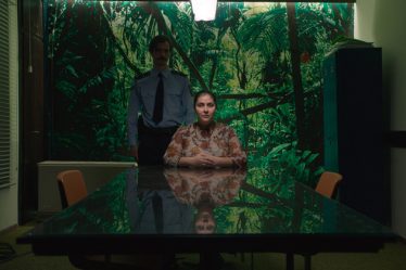 Dumnezeu exista si numele lui e Petrunija, proiectie speciala la Bucuresti