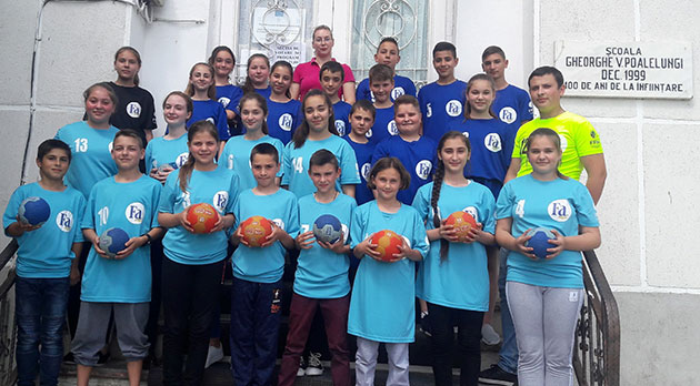 Mingi in scoli - Scoala Gimnaziala Gh.Poalelungi Mastacani jud Galati