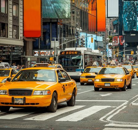 Analiza momondo: Cat costa o cursa taxi de la aeroport catre centrul capitalelor