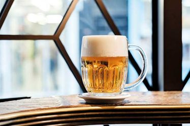 Pilsner Urquell, prima bere blonda tip pilsner din lume, aniverseaza 177 de ani
