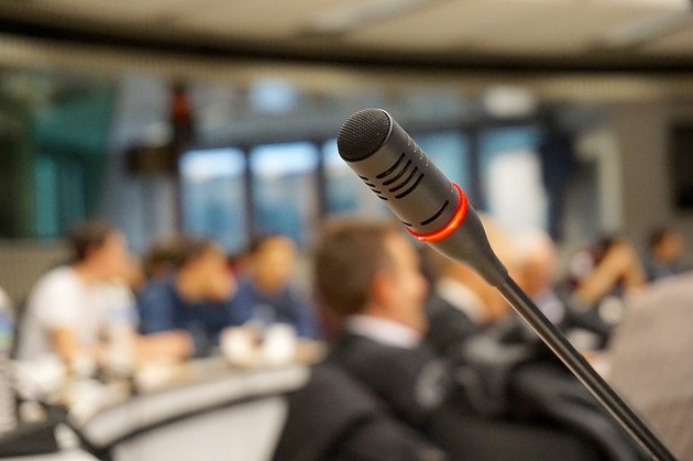 Invata cum sa iti promovezi eficient afacerea in cadrul unui eveniment, la conferinta din aceasta toamna