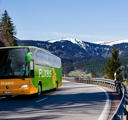 Targurile de Craciun la care ajungi usor din Romania