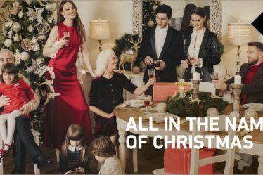 All in the Name of Christmas. In luna decembrie, in Baneasa Shopping City ninge ca in povesti!