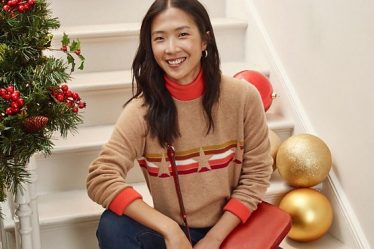 Intra in spiritul Sarbatorilor cu noua colectie de pulovere de la Marks & Spencer!