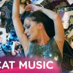 5 piese vestimentare pe care sa le cumperi in sezonul reducerilor