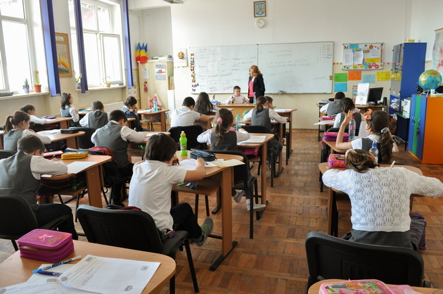 Incepe concursul "ARISTOTEL" - singurul concurs de cultura generala pentru elevi
