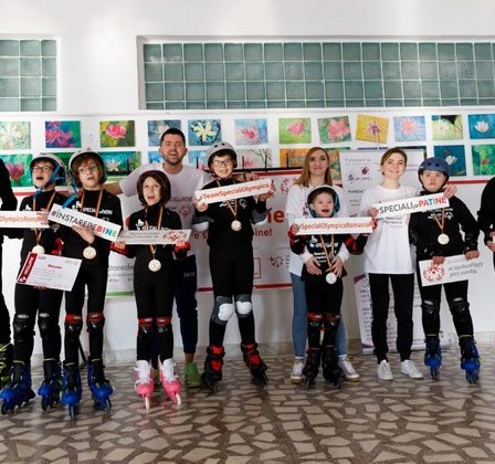 66 de sportivi cu dizabilitati intelectuale participa la primul Campionat National de Patinaj Adaptat (Role si Gheata) Special Olympics Romania