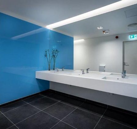 KUMA - Lavoare Concept pentru bai contemporane publice sau private