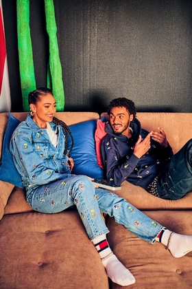 Tommy Hilfiger si Warner Bros. adopta cultura pop si entertainment-ul in colectia capsula TOMMY JEANS Looney Tunes®