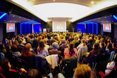 PREMIERA: In acest an, Conferinta Anuala Fischer International este deschisa tuturor celor implicati in procesul educational, chiar si parintilor