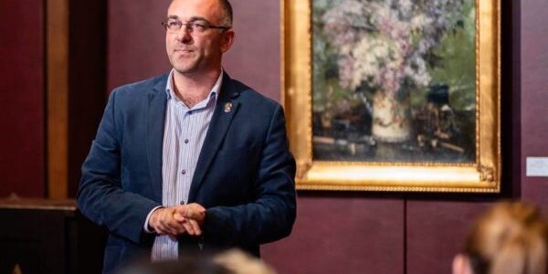 (VIDEO) "Sa cautam bani pentru idei si nu idei pentru bani" - Marius Bizau, consultant fonduri europene