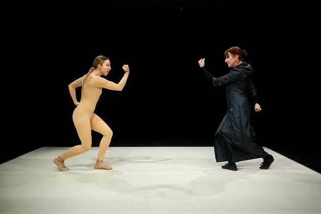 Ce trebuie si ce nu trebuie? "Growing Up" - un an de la premiera