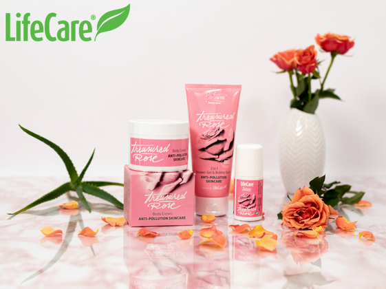 Treasured Rose, cadoul ideal pe baza de apa de trandafiri pentru o ingrijire speciala