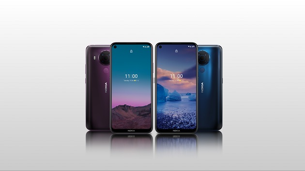 Pe cont propriu cu noul Nokia 5.4. Stilul de viata modern si activitatile personale necesita un telefon care sa tina pasul. Nokia 5.4 - uimitor, smart si rezistent