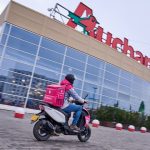 Contakt: De Valentine’s Day, romanii vor cumpara cu 25% mai multe accesorii de telefon decat intr-o perioada obisnuita