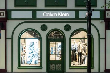 CALVIN KLEIN - noul brand iconic din Fashion House Outlet