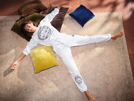 Cu ocazia Zilei Pamantului, TOMMY HILFIGER lanseaza colectia capsula 'One Planet'