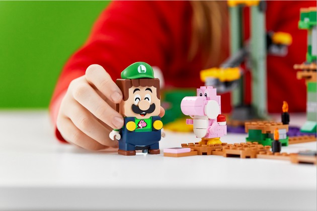 Grupul LEGO ii aduce impreuna pe Mario si Luigi in noul set LEGO® Super Mario™ - Aventurile lui Luigi