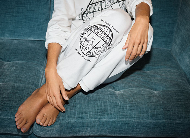 Cu ocazia Zilei Pamantului, TOMMY HILFIGER lanseaza colectia capsula One Planet Cu ocazia Zilei Pamantului, TOMMY HILFIGER lanseaza colectia capsula One Planet