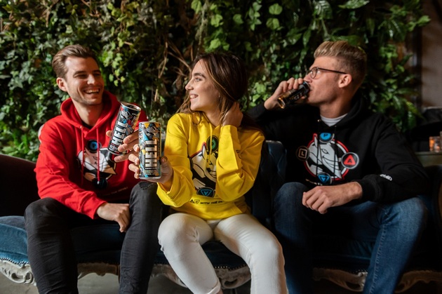 HELL ENERGY lanseaza in Romania primul sau energizant dedicat gamerilor