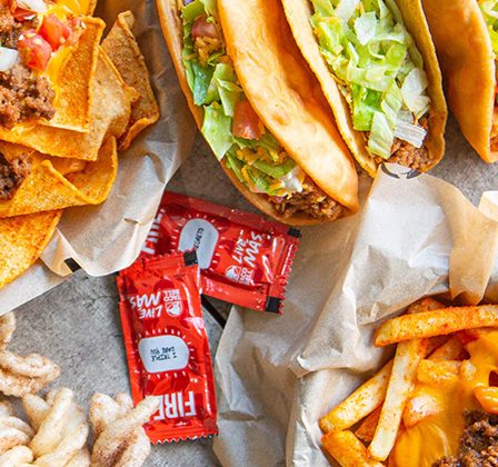 Taco Bell reinventeaza modul de servire a produselor, oferindu-le fanilor o experienta inedita, in stilul #livemas