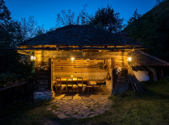 Weekend astral pe plaiuri romanesti. Fa-ti bagajul pentru escapade unice!