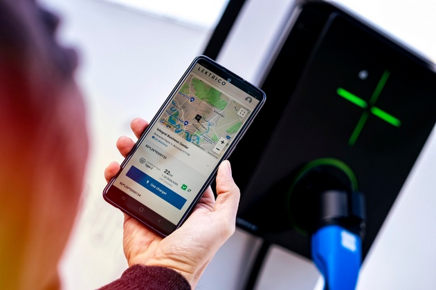 Platforma LEKTRIfy de monetizare a incarcarilor electrice a depasit 500 de useri unici la un an de la lansare