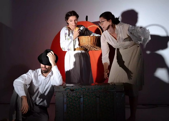 Atelierele de storytelling din Generatii - mostenirea tacuta: o calatorie de descoperire a amintirilor noastre de familie prin povesti