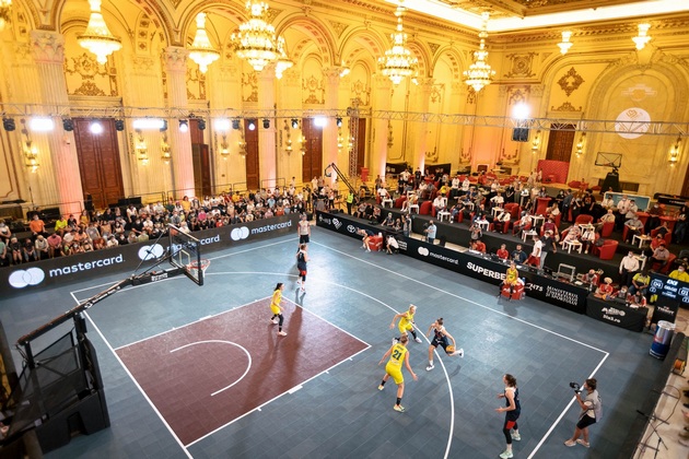 Dribling pe sub candelabre: Reginele baschetului 3x3 s-au incoronat la Palat! Romania, pe locul doi la tineret