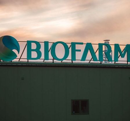 Biofarm a implinit 100 de ani de activitate neintrerupta si inaugureaza una dintre cele mai moderne fabrici de medicamente din Romania in urma unei investitii de peste 35 milioane de euro