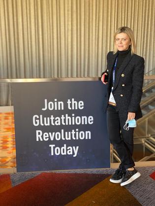 "Medicina trebuie sa insemne vindecare. Iar vindecarea se intampla cand abordam lucrurile integrat: minte si suflet, corp si spirit" - doctor Ioana Berciu, membru al Academiei Americane de Medicina AntiAging si al Institutului de Medicina Functionala USA