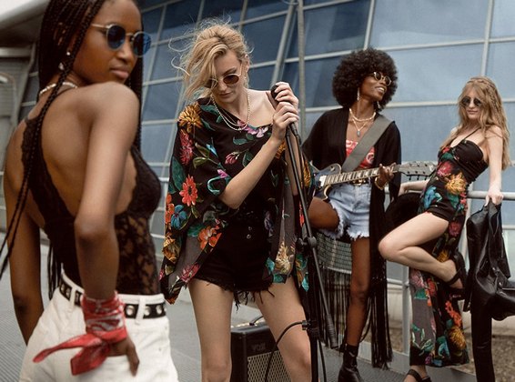 Noua colectie answear.LAB este ideala pentru festivalurile verii